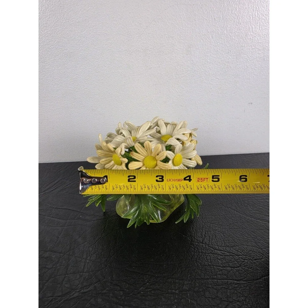 Vtg Acrylic Lucite Vase & Wire White Daisies With Yellow Center MCM 4”